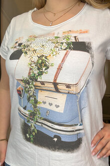 Marta-du-Chateau-Marie-T-shirt-Dam-Blue-Car-2