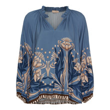 Marta-du-Chateau-Octavia-Blus-Dam-Jeans-1