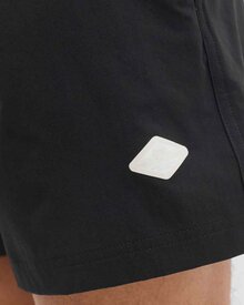 Maui-Badshorts-Herr-Black-Jack---Jones--Smilebutiken-2