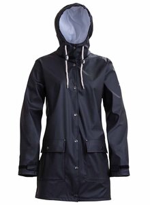 Mia-Regnjacka-PU-Black-Dam-1