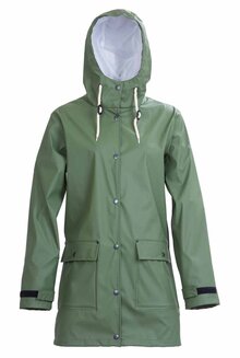 Mia-Regnjacka-PU-Geo-Green-Dam-1