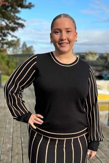 Micha-Davida-Pullover-Dam-Black-Came-10