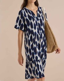 Millie-Monstrad-Klanning-Dam-Urban-Dark-Blue-Cecil--Smilebutiken-2