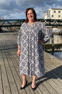 Miss-Lady-Margot-Klanning-Dam-White-1