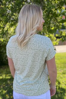 ONLY-Moster-T-shirt-Dam-Gron-Med-Blommor-11