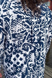 SEN-Eleanor-2-Tunika-Dam-Blue-Print-5
