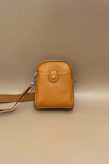 SO-LO-Elin-Vaska-Dam-Brown-1