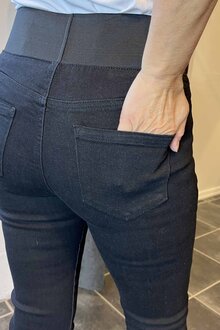 Shantal-PA-Denim-Byxa-Hog-Midja-Dam-Black-14