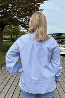 Soulmate-Reastiy-Blus-Dam-Light-Blue-11