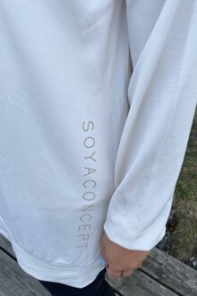Soyaconcept-Banu-Oversize-Hoodie-Dam-Cream-12