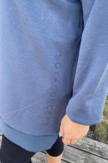 Soyaconcept-Banu-Oversize-Hoodie-Dam-Slate-12