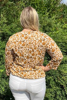 Soyaconcept-Felicity-Topp-Dam-Blommor-Golden-Yellow-Combi-6