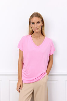 Soyaconcept-Marica-V-ringad-T-shirt-Dam-Pink-1