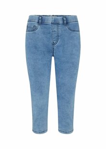Soyaconcept-Nadira-2-B-Capri-Dam-Light-Blue-Denim-3