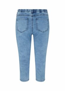 Soyaconcept-Nadira-2-B-Capri-Dam-Light-Blue-Denim-4