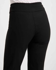Thea-Straight-ML-Byxa-Dam-Black-LauRie--Smilebutiken-2