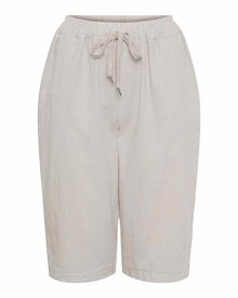 Thilde-Langa-Shorts-Dam-Beige-Marta-du-Chateau--Smilebutiken-1