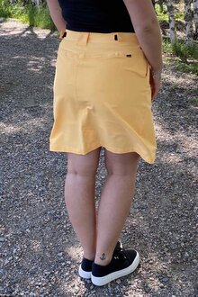 Tuxer-Hollie-Stretch-Skort-Dam-Mango-12