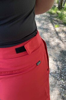 Tuxer-Hollie-Stretch-Skort-Dam-Red-13