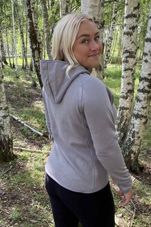 Tuxer-Pretty-Ulljacka-Dam-Shetland-Grey-11