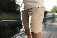 Twentyfour-Flam-Langa-Latt-Softshellshorts-Dam-Sand-2