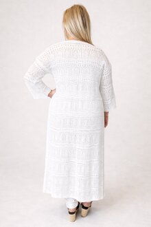 Virkad-kaftan-white---Betty-fran-Chica-london--Smilebutiken-2
