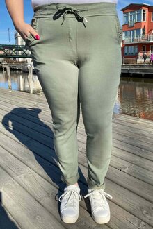 Vivichy-Andrea-Ankelbyxa-Dam-Khaki-3
