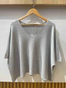Vivichy-Zoe-Troja-Dam-Grey-1