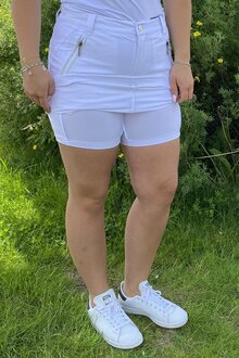 Way-Of-Sweden-Annika-Skort-Dam-Vit-12