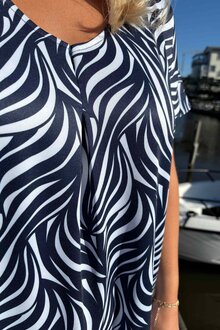 Way-Of-Sweden-Carina-Klanning-Dam-Fantasy-Dark-Navy-2