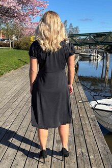 Way-Of-Sweden-Maria-Klanning-Dam-Black-2
