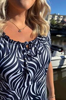 Way-Of-Sweden-Maria-Klanning-Dam-Fantasy-Dark-Navy-3