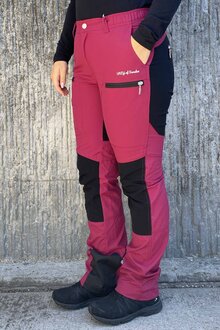 Way-Of-Sweden-Renata-Outdoorbyxa-Regular-Dam-Hallonrod-17