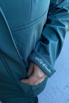 Way-Of-Sweden-Supreme-Softshellkappa-Dam-Mossgreen-11