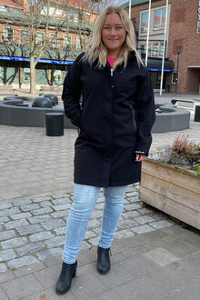 Way-Of-Sweden-Supreme-Softshellkappa-Dam-Svart-40