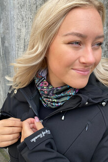 Way-Of-Sweden-Supreme-Softshellkappa-Dam-Svart-55