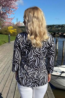 Way-Of-Sweden-Veronica-Topp-Dam-Fantasy-Black-2