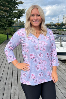Way-Of-Sweden-Veronica-Topp-Dam-Peony-Light-Grey-1