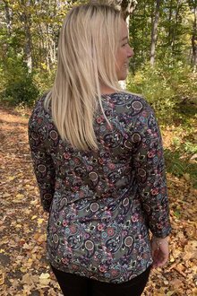 Way-Of-Sweden-Veronica-Topp-Dam-WOS-Paisely-Print-11