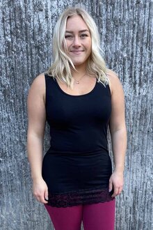 Way-of-Sweden-Emma-Spetslinne-Dam-Svart-10