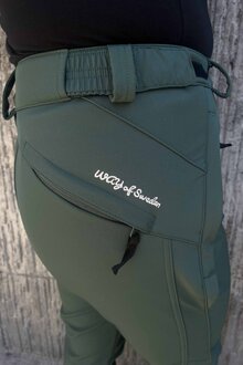 Way-of-Sweden-Supreme-Walking-Softshellbyxa-Dam-Mossgreen-17