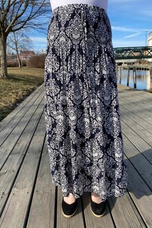 YU-YI-Fashion-Catalina-Kjol-Dam-Navy-1