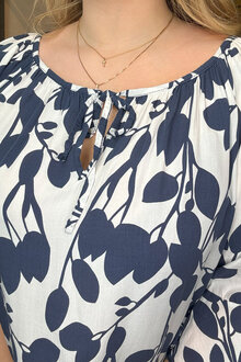 Zabaione-Aileen-Blus-Dam-Navy-12