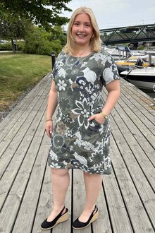 Zabaione-Carla-Klanning-3-Dam-Khaki-10