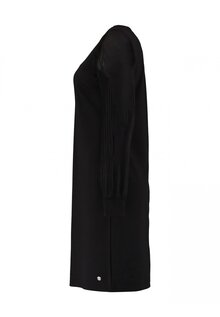 Zabaione-Cyndi-44-Klanning-Dam-Black-2