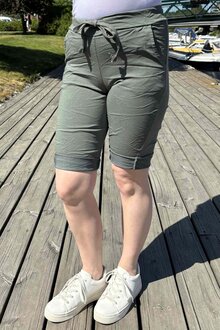 Zabaione-Fernandi-Stretch-Shorts-Dam-Khaki-10