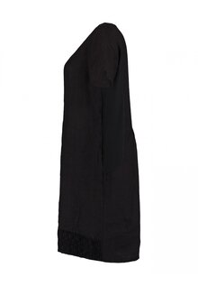 Zabaione-Lisa-Klanning-Dam-Black-2